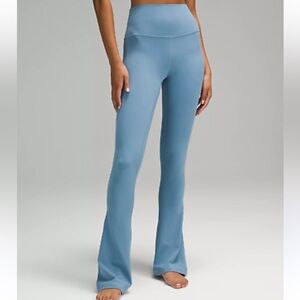 LULULEMON Align High Rise Mini Flare Pant 32” Blue Size 6